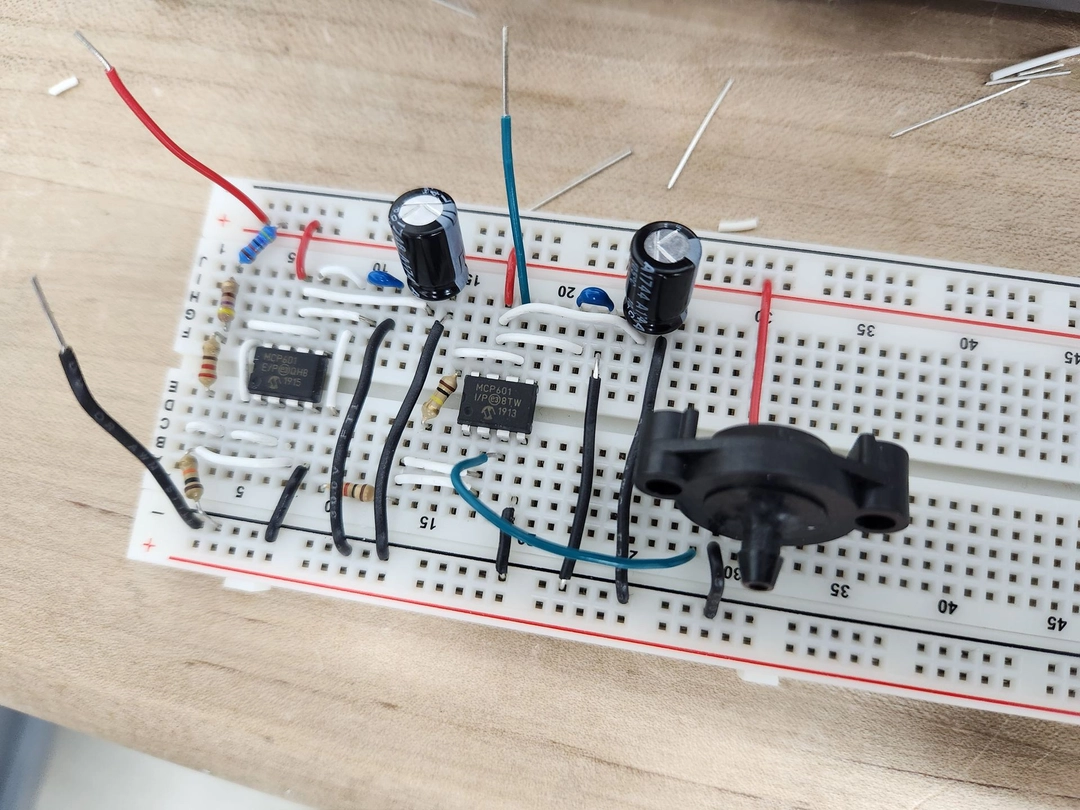 Photo of pressure sensor circuit built on a breadboard.